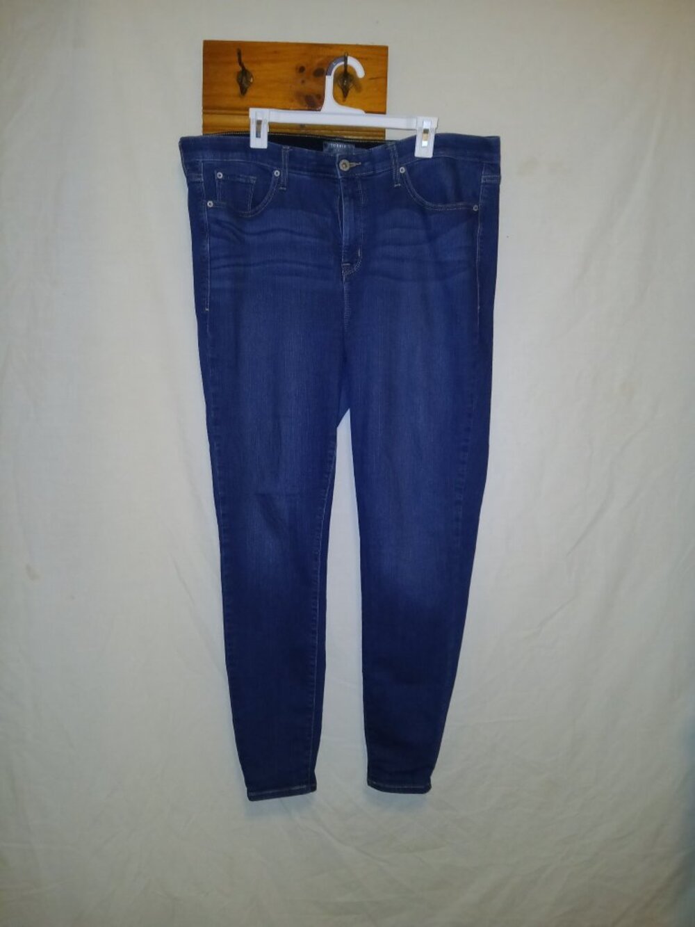 Torrid Dark Wash Skinny Jeans